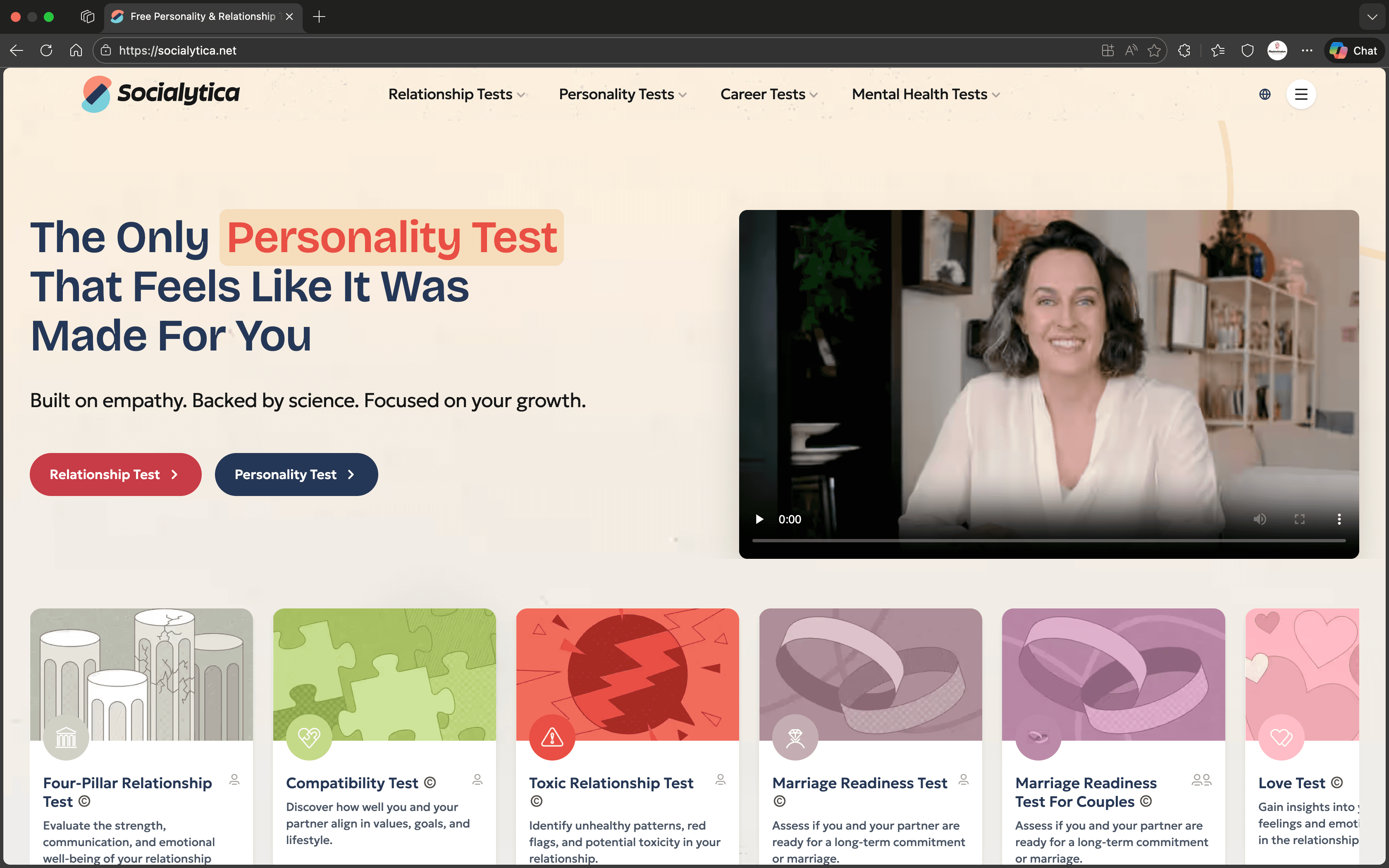 Socialytica – Relationship Intelligence Platform